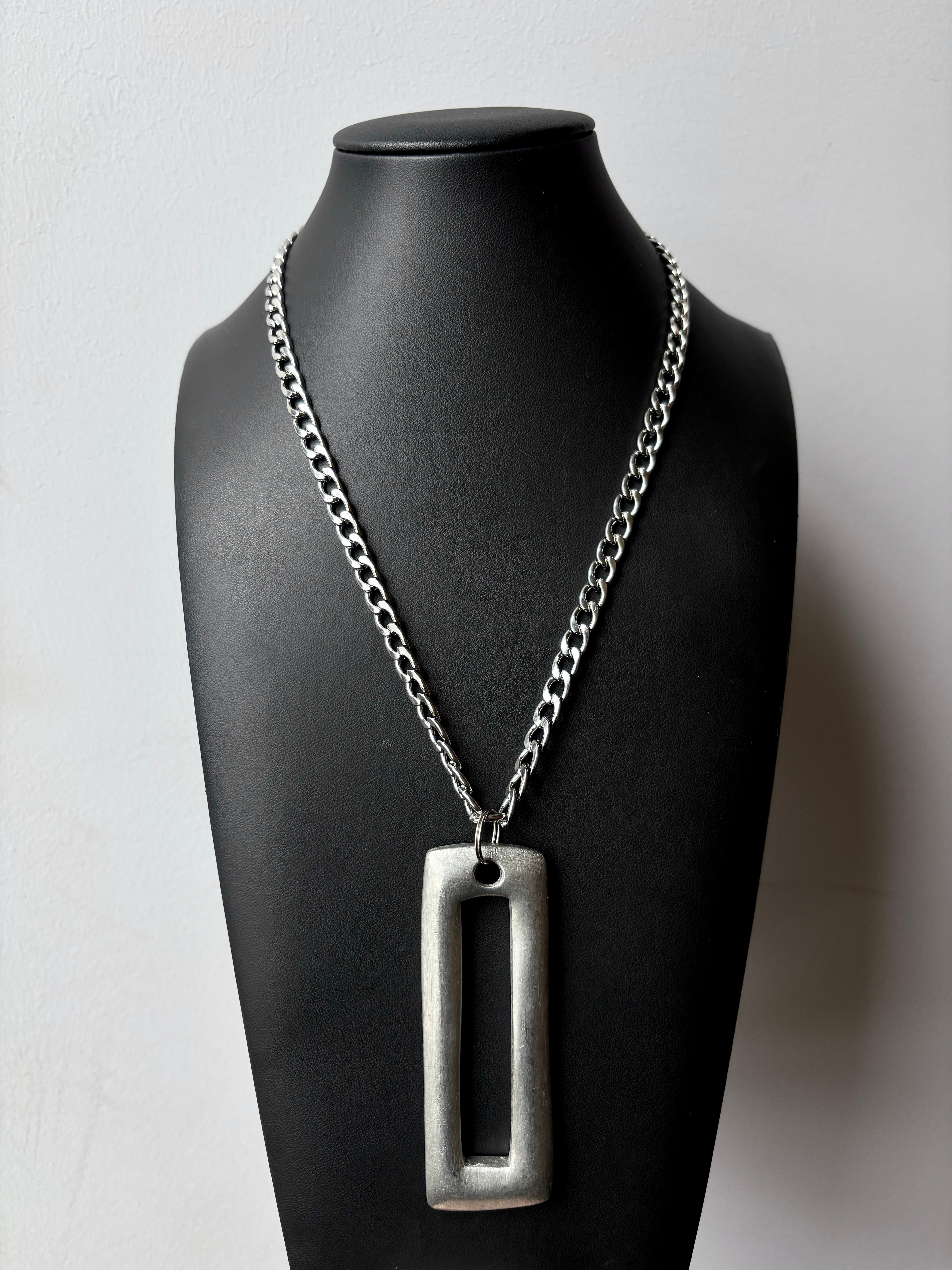 Lean on Me Chain