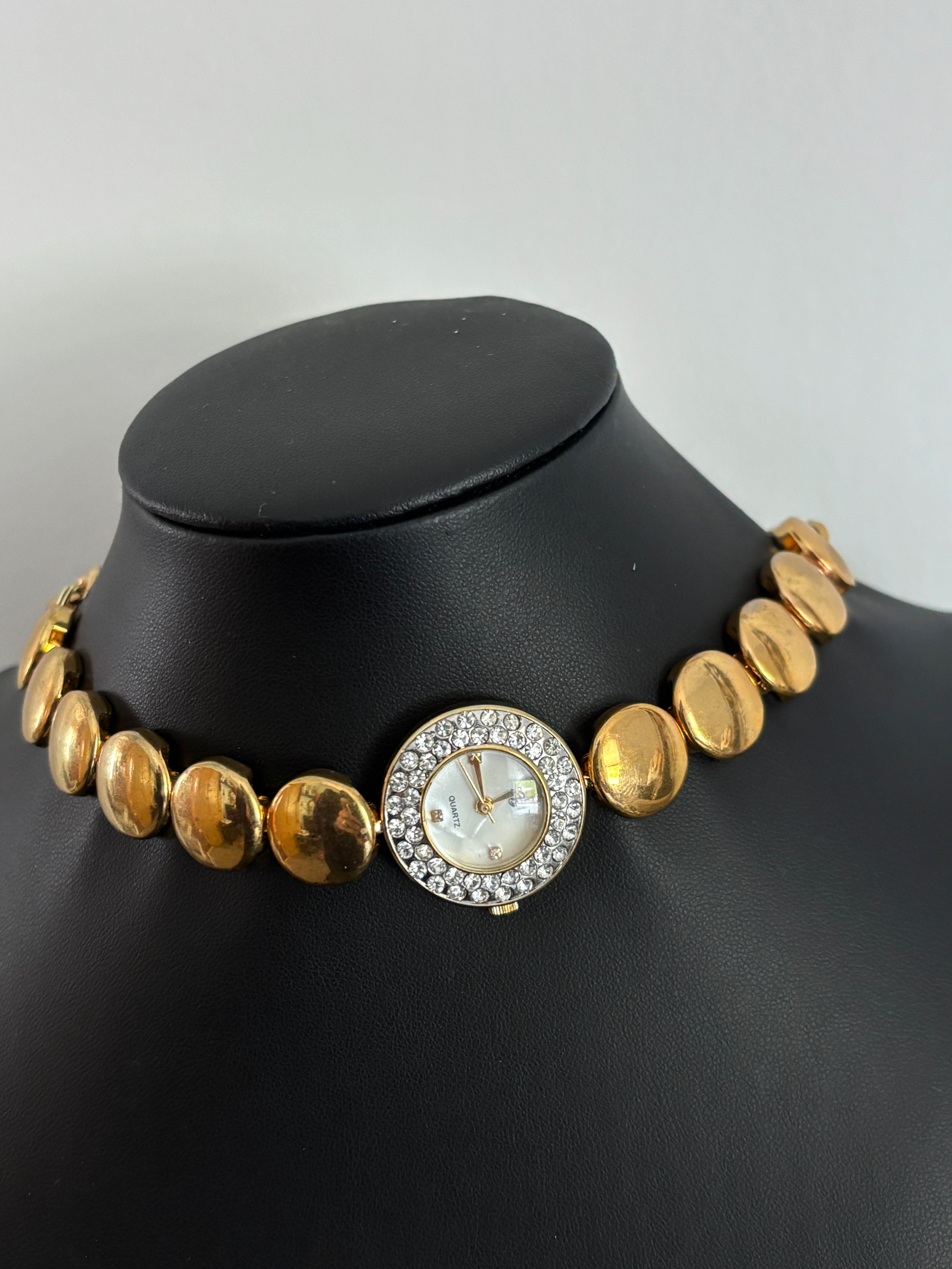 Queen Sh*t Choker