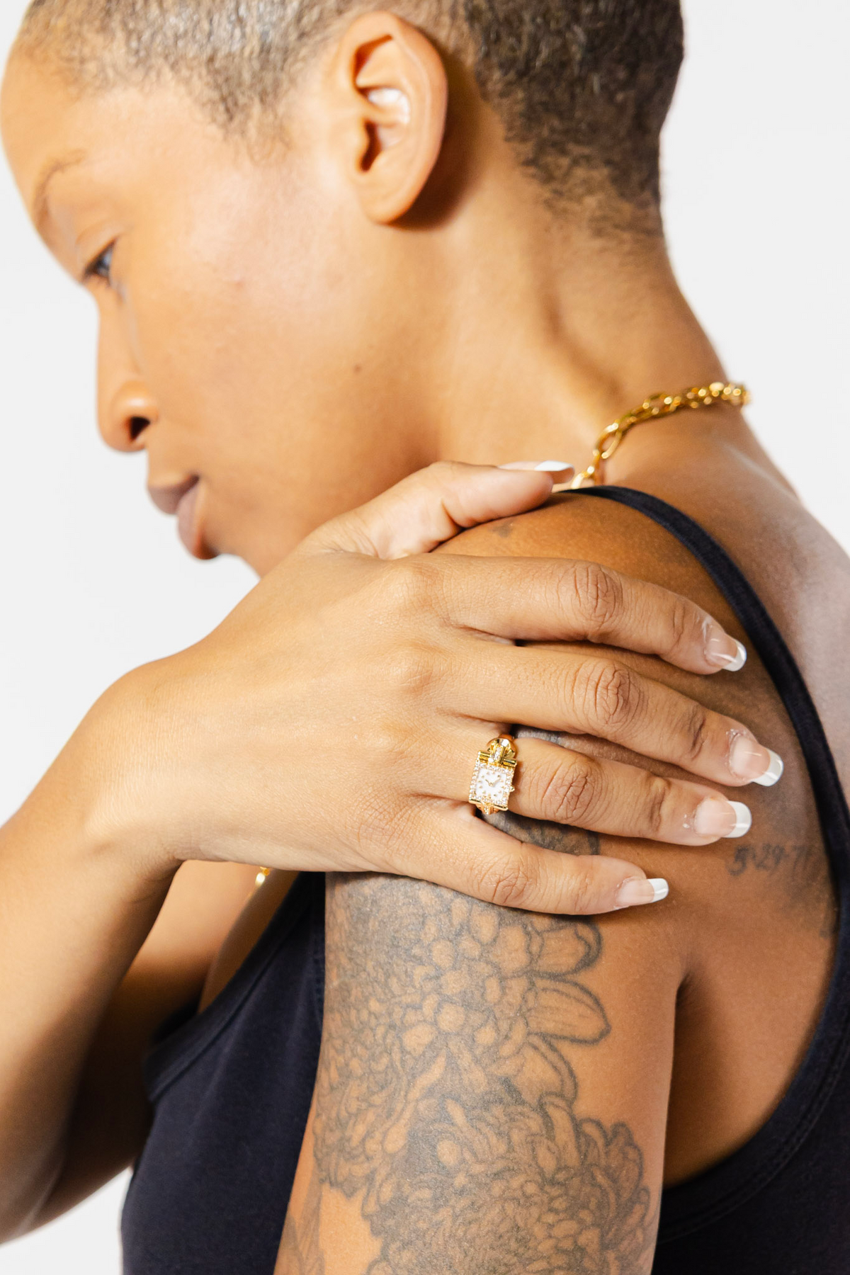 The Dainty Clock Ring