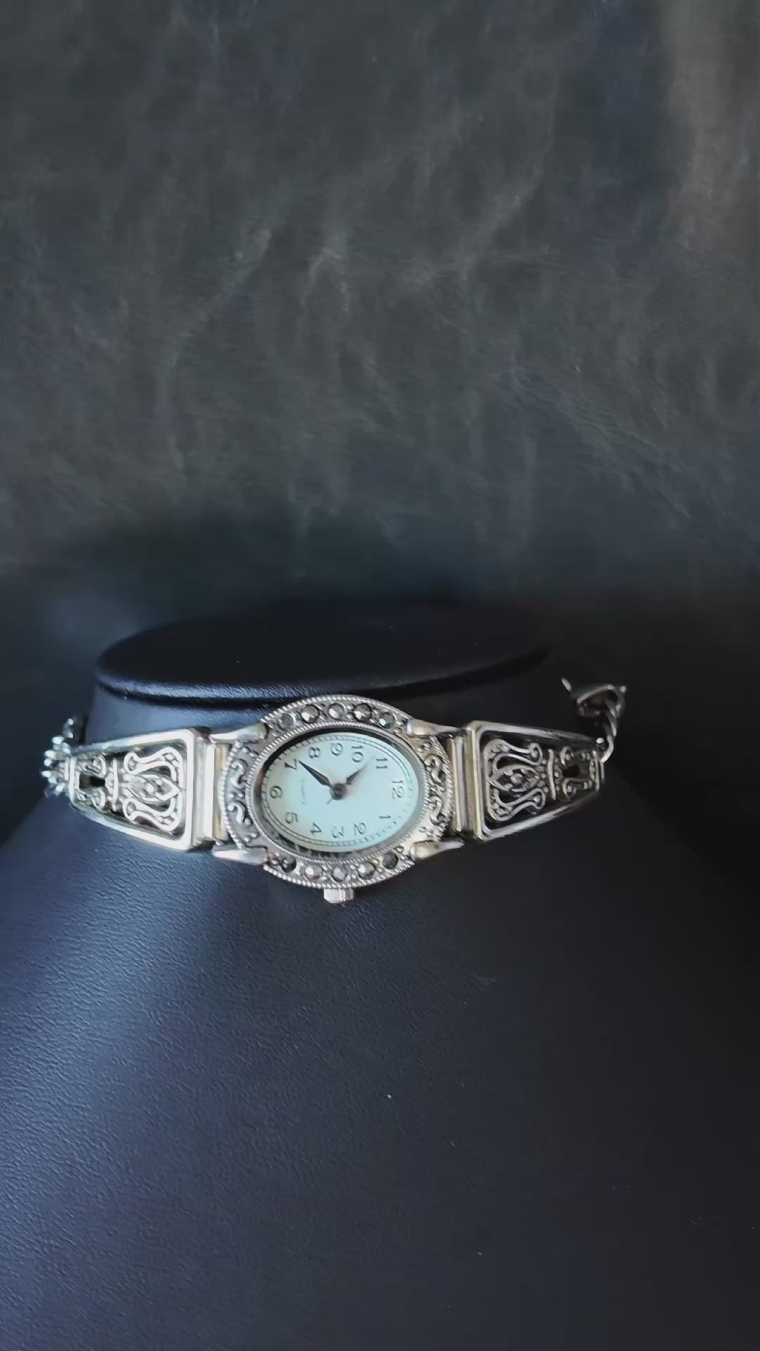 Horseshoe Watch Choker