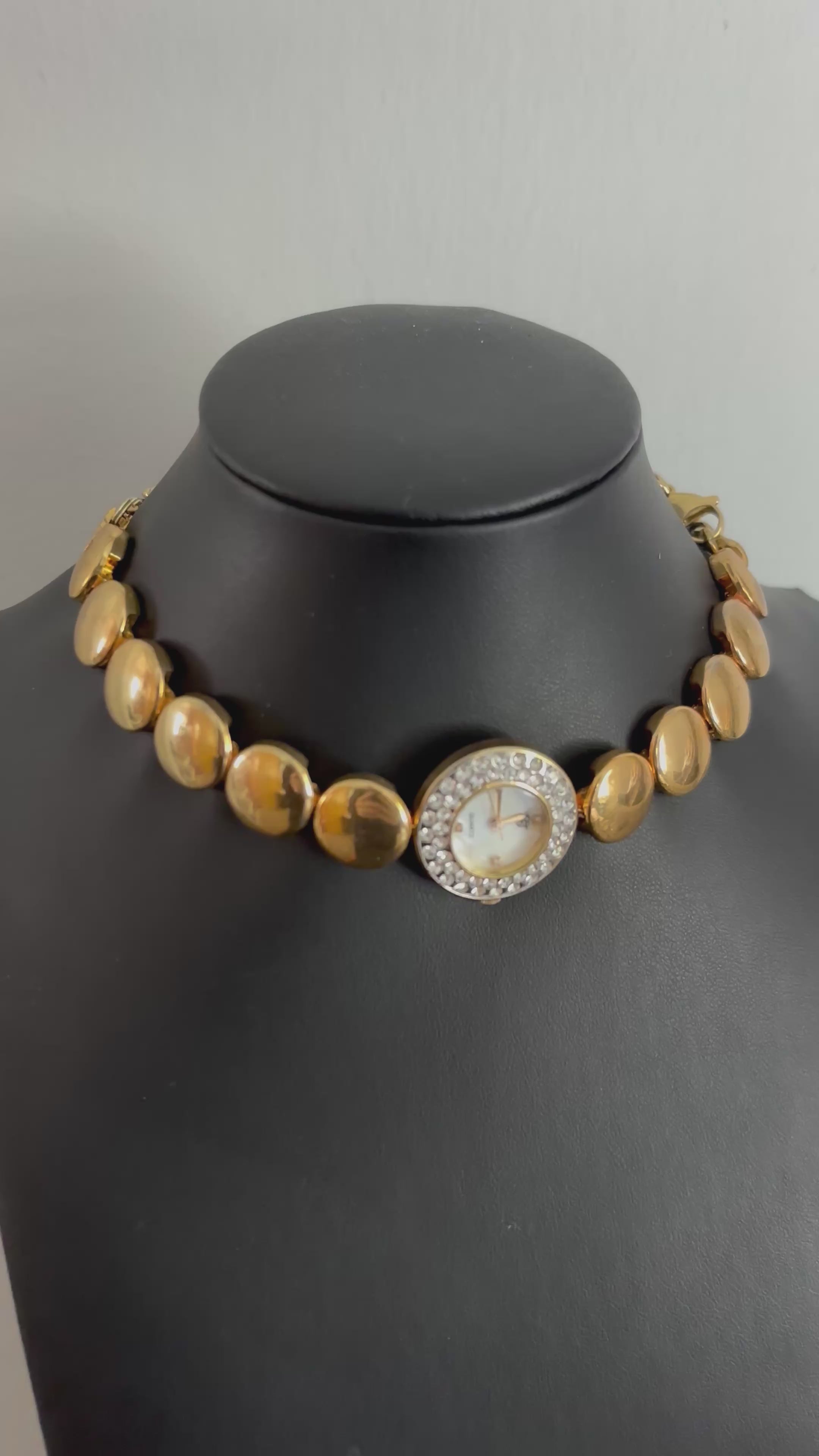 Queen Sh*t Choker
